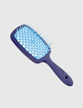 Load image into Gallery viewer, Janeke Superbrush gently and effectively detangles thanks to its soft tips and its particular beehive perforation allows for very quick drying. Also perfect in the shower or with damp hair, to apply the cream and detangle in just a few steps.