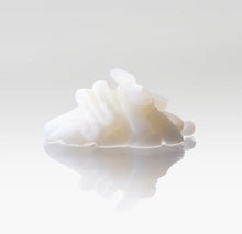 Load image into Gallery viewer, L'Oreal Professional Pro Longer Conditioner A daily conditioner powered by exclusive technology that adds volume, strengthens, and thickens split ends to reduce the appearance of damage and promote noticeably longer hair. Hair Texture: Straight and Wavy Hair Type: Fine Hair Concerns: - Thinning - Volumizing - Damage, Split Ends, and Breakag