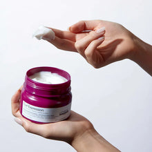 Load image into Gallery viewer, L'Oreal Professional Curl Expression Intensive Moisture Rich Masque A buttery-rich hair mask for 3B-4C curl and coil patterns that deeply moisturizes, easily detangles, and redcuces frizz for long-lasting definition with enhanced shine.