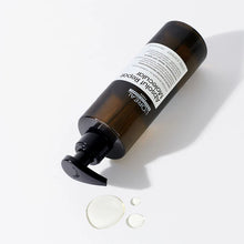 Load image into Gallery viewer, L'Oreal Professional Absolut Repair Molecular Rinse-Off Serum for Very Damaged Hair A concentrated rinse-off serum for damaged hair that thoroughly penetrates the fiber to care for the hair’s molecular structure and address damage from the inside out.