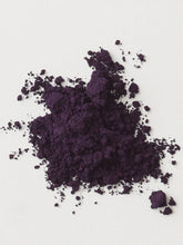 Load image into Gallery viewer, AG Sterling Silver toning shampoo is specially formulated to eliminate brassy, yellow tones from blonde and silver hair. With its unique violet base, this mild toning shampoo removes dullness and brassiness, leaving blonde and silver hair looking cleaner and brighter