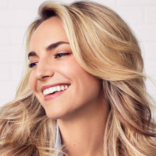 Load image into Gallery viewer, Living Proof Full Root Lifting Spray A heat activated spray that gives a boost at the roots for a natural, touchable feel that lasts all day. Provides lift at the roots Creates a natural, touchable style Heat protection (up to 410°F/210°C)