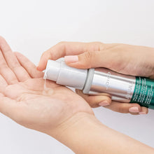 Load image into Gallery viewer, FOR FINE/THIN HAIR JOIFULL VOLUMIZING STYLER Save yourself from the sticky residue that’s typical of volumizing products for fine hair, and pivot to the hero that delivers body, bounce, and big fullness. This hybrid styler offers the unique glide and slip of a silky créme, and molding/shaping power usually found in a gel. Together, they transform fine hair with full, airy volume for 24 hours, while protecting against humidity and frizz.