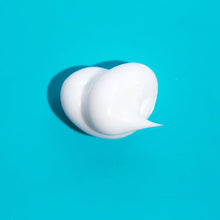 Load image into Gallery viewer, non-greasy cream that’s applied on dry hair to instantly smooth, tame, and de-frizz on-the-spot. It’s formulated with Avocado oil + Omega 3’s to hydrate and nourish for silky glossy texture. Hair Type: Straight, Wavy, Curly, and Coily Hair Texture: Fine, Medium, and Thick