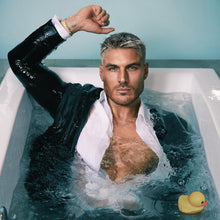 Load image into Gallery viewer, A deeply hydrating and strengthening treatment mask, rich in Mediterranean-derived marine actives to deliver super-glossy, supple, and expensive-looking hair. Hair Type: Straight, Wavy, Curly, and Coily Hair Texture: Fine, Medium, and Thick Hair Concerns: - Dryness - Color Safe - Damage/Split Ends/Breakage